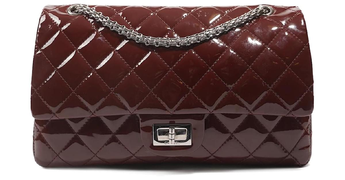 Chanel Womens 2.55 Bag Patent Burgundy Maxi Dark red Leather ref.1006295 -  Joli Closet