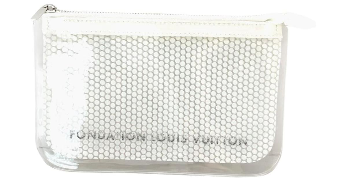 Louis Vuitton Trousse de Toilette White Cloth ref.212709 - Joli Closet