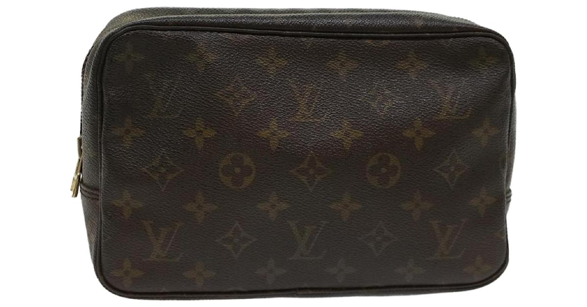 Louis Vuitton Louis Vuitton Trousse Demi Ronde 23 Monogram Canvas