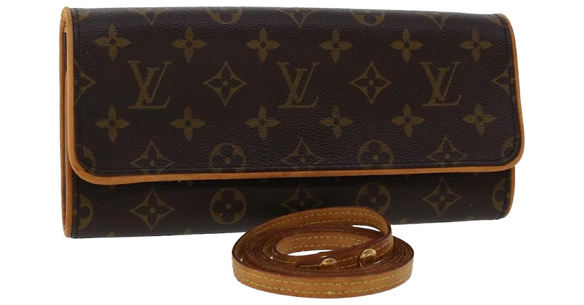 LV LOUIS VUITTON Monogram Canvas Pochette Twin Crossbody Bag GM M51852  Messanger