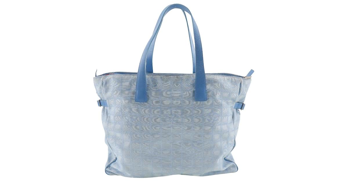 Cloth travel bag Chanel Blue in Cloth - 37896409