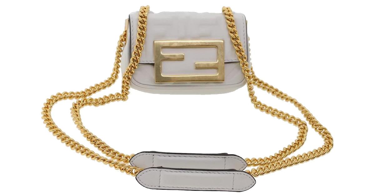 FENDI Zucca Canvas Nano Baguette Chain Shoulder Bag White Auth 47061 ref.977494 Joli Closet
