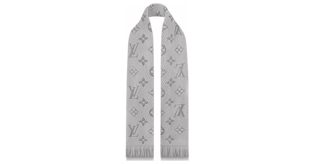 Louis Vuitton sciarpe Grigio Seta Lana ref.321737 - Joli Closet