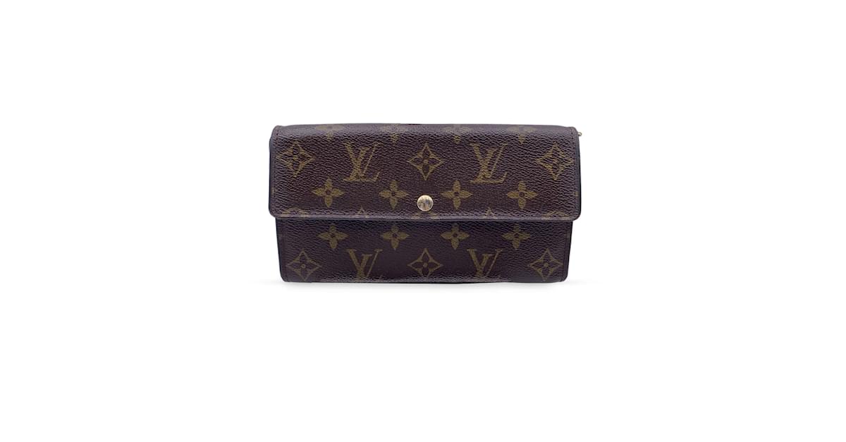 Louis Vuitton - Damier Azur Sarah Continental Wallet