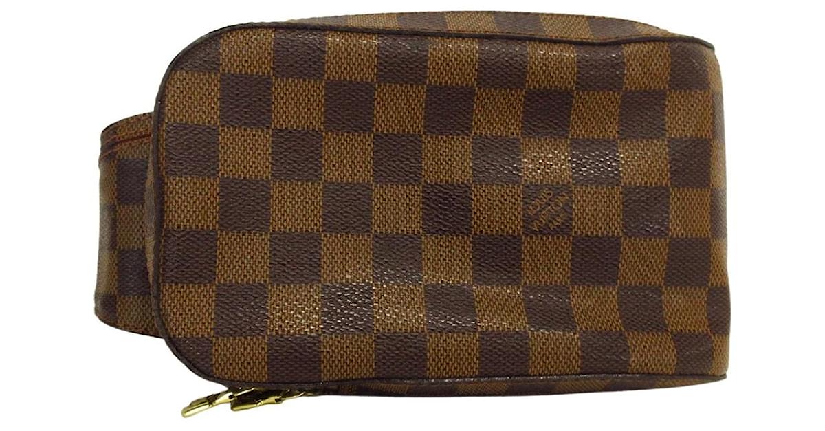 Louis Vuitton Geronimo Brown Canvas Clutch Bag (Pre-Owned)