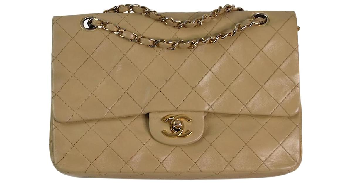 Handbags Chanel Timeless Crossbody bag/CLASSIC Lined Flap in Black Quilted Lamb LEATHER-100536