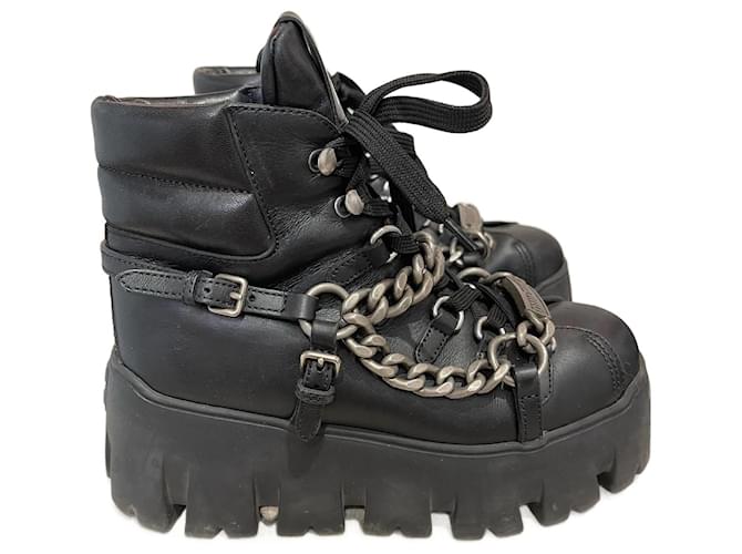 MIU MIU Ankle boots 37 leather Black Joli Closet