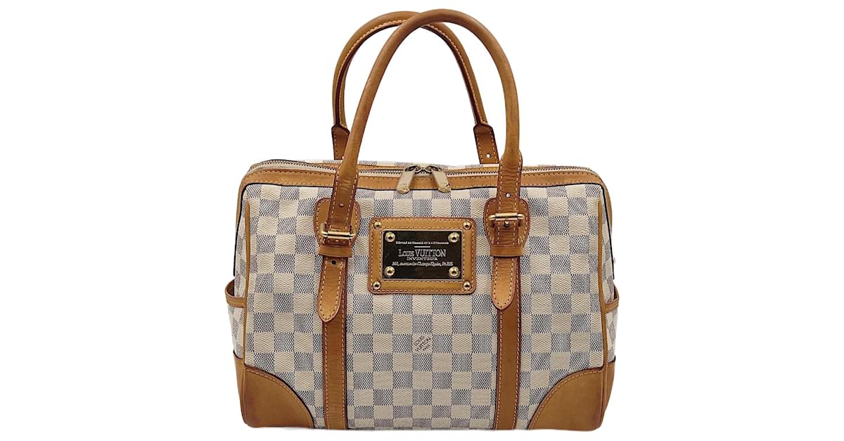 Louis Vuitton Authenticated Berkeley Handbag