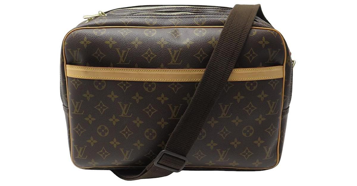 LOUIS VUITTON Louis Vuitton Monogram Reporter 37 GM Shoulder Bag