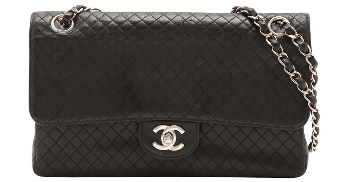 Chanel Classic Flap Black Leather ref.1012187 - Joli Closet