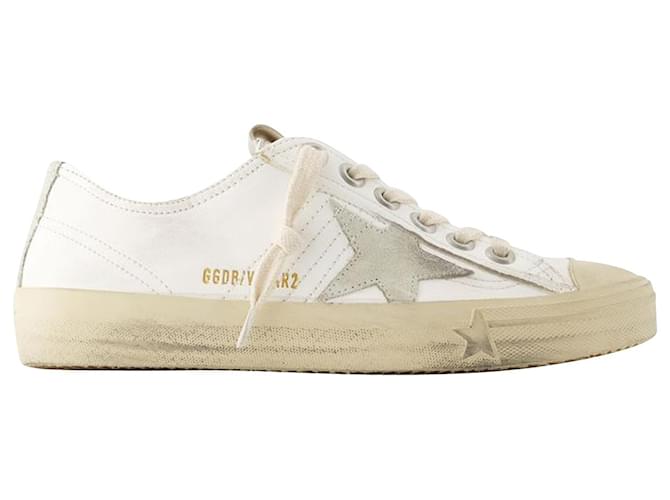 スニーカー Golden Goose Deluxe Brand White Leather V-Star 2 Sneakers V-Star 2 leather sneakers in white - Golden Goose | Mytheresa