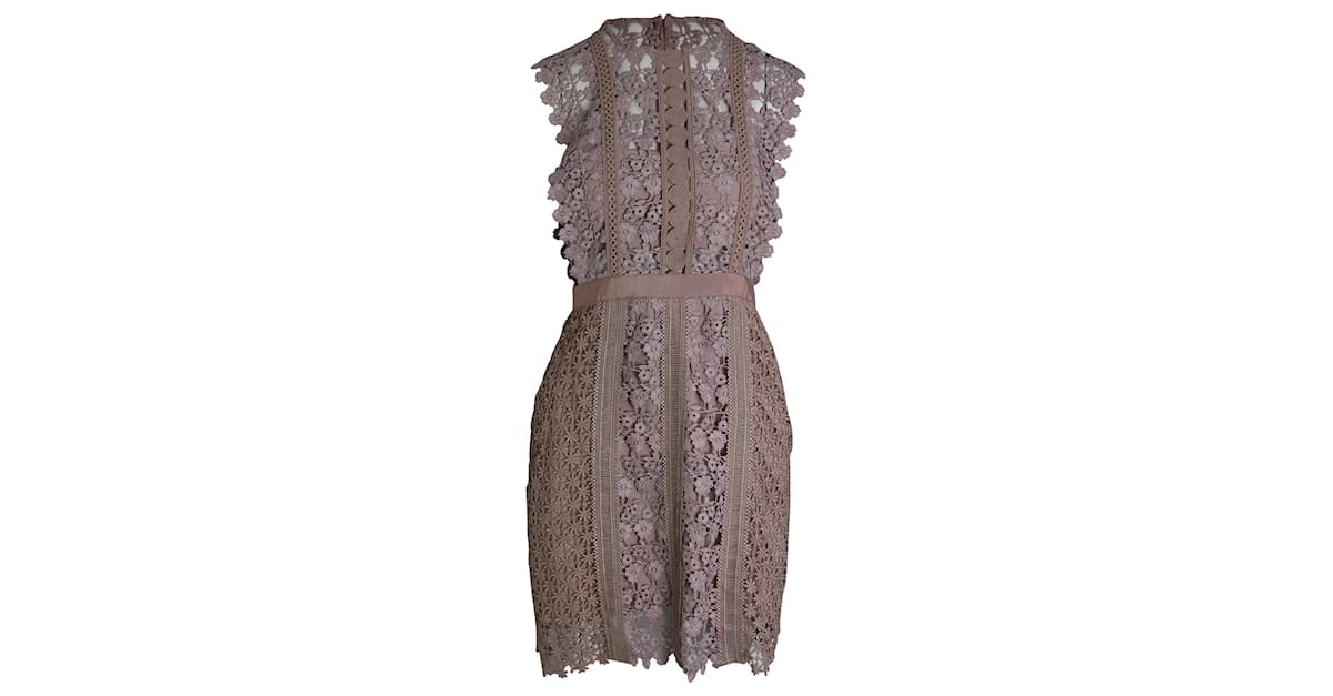 Vone lace hot sale midi dress