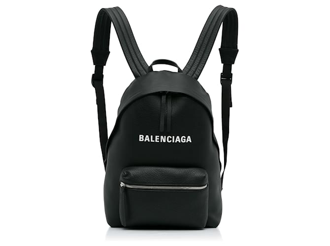 【美品】BALENCIAGA EVERYDAY BACKPACK L Balenciaga Everyday Logo-Print Leather Backpack | Hypebae