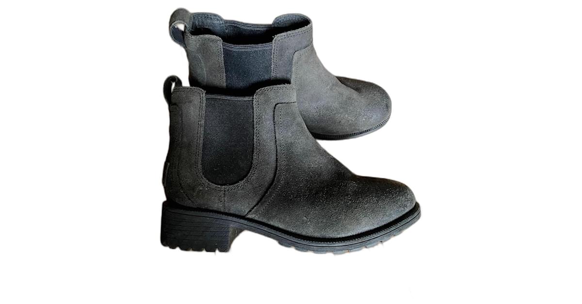 Ugg bonham chelsea boots on sale black