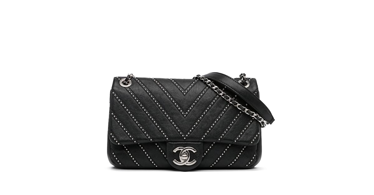 CHANEL Handbags Leather Black ref.1045826 - Joli Closet