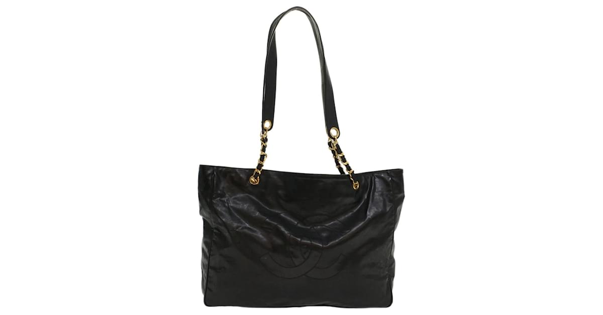 CHANEL Chain Shoulder Bag Patent Leather Black CC Auth bs7610 ref