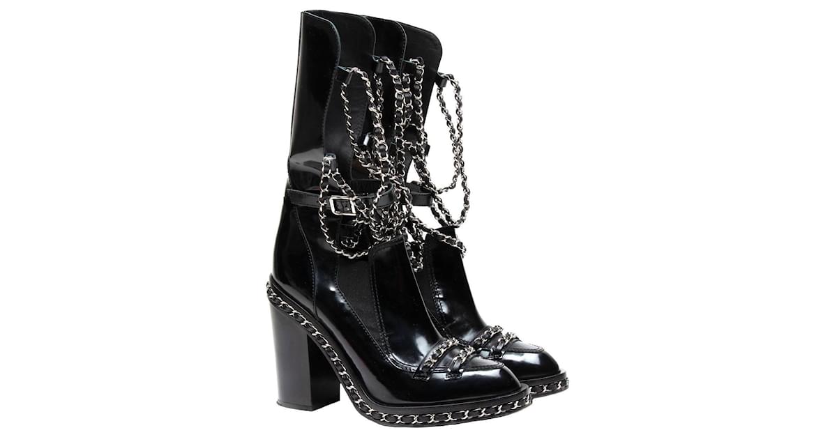 Chanel Runway Obsession Chain Boots Black Patent leather ref.1047010