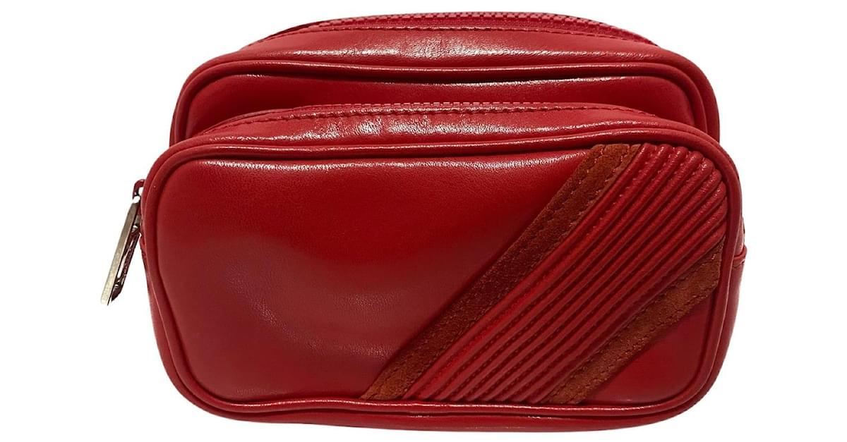 Givenchy MC3 Red Leather ref.1050670 Joli Closet