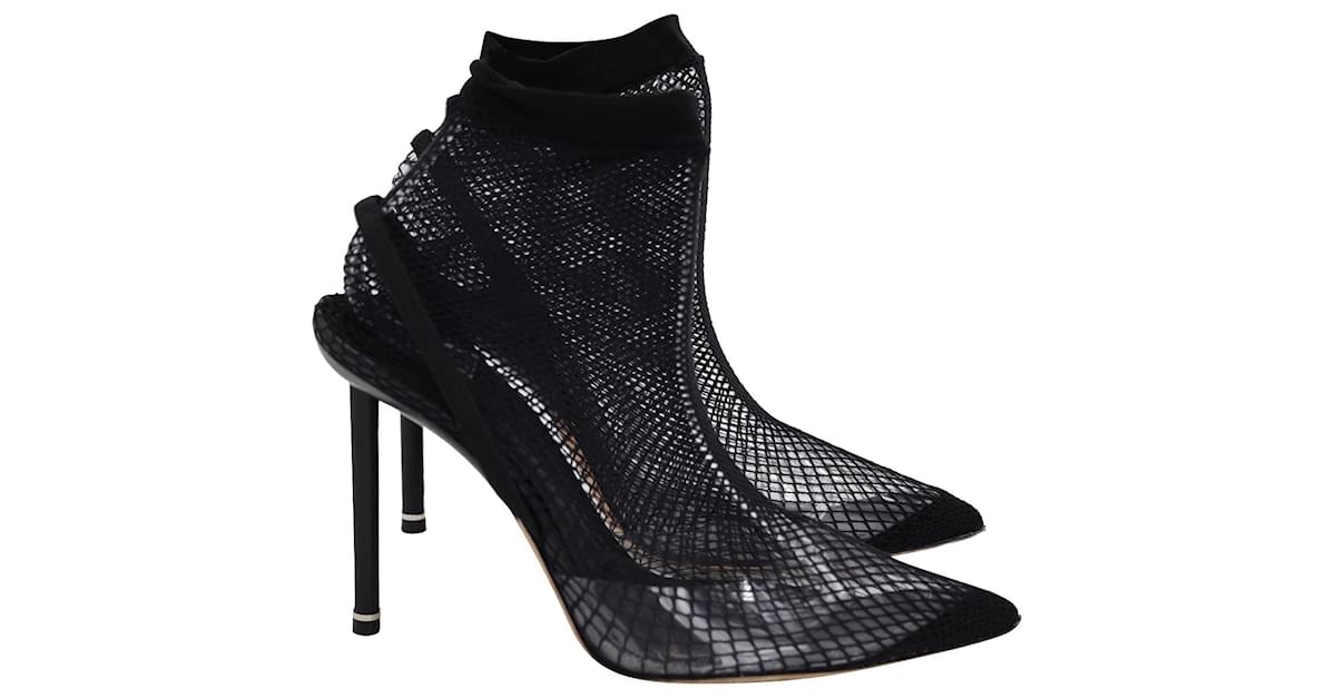 Alexander wang 2025 fishnet boots