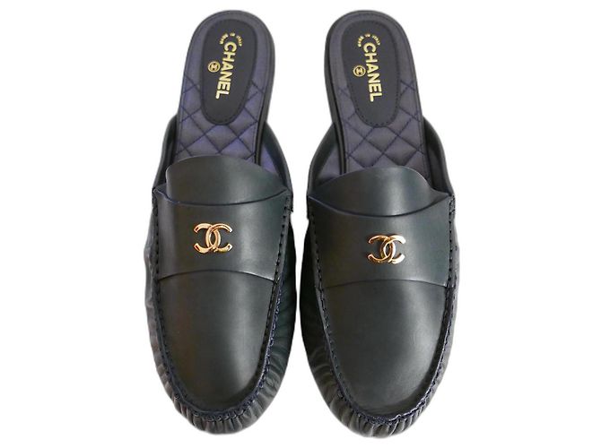 Chanel CC logo mules moccasins - Joli Closet display picture 1
