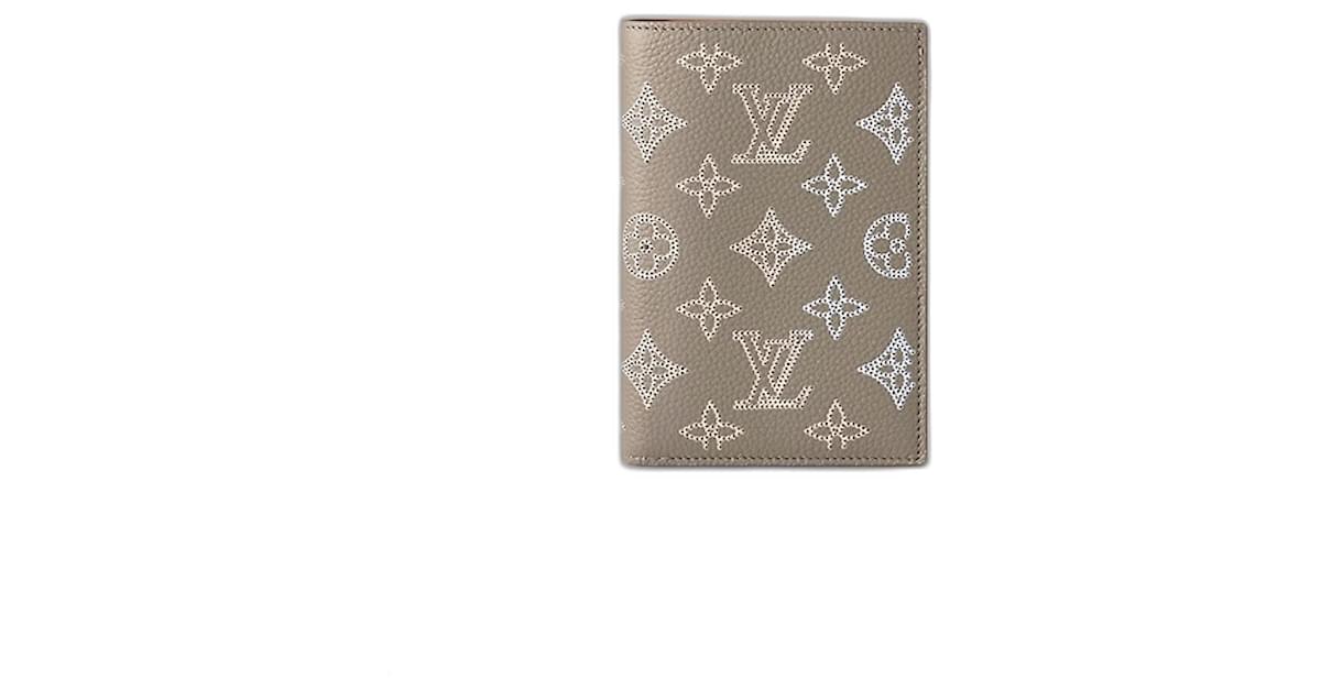 Louis Vuitton Passport Cover Grey Mahina