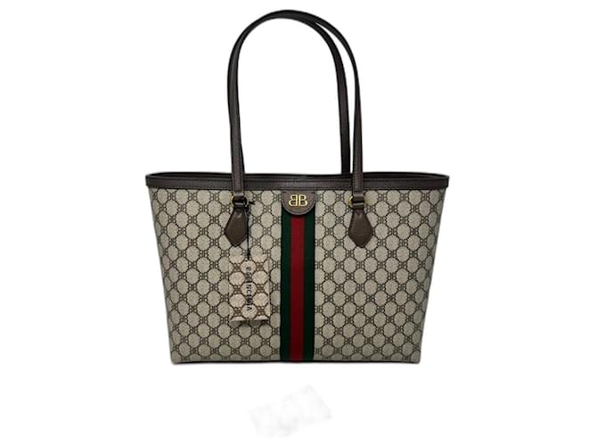 GUCCI 正規品　バッグ Gucci White Leather Pearl Studded Mini Broadway Bee Shoulder