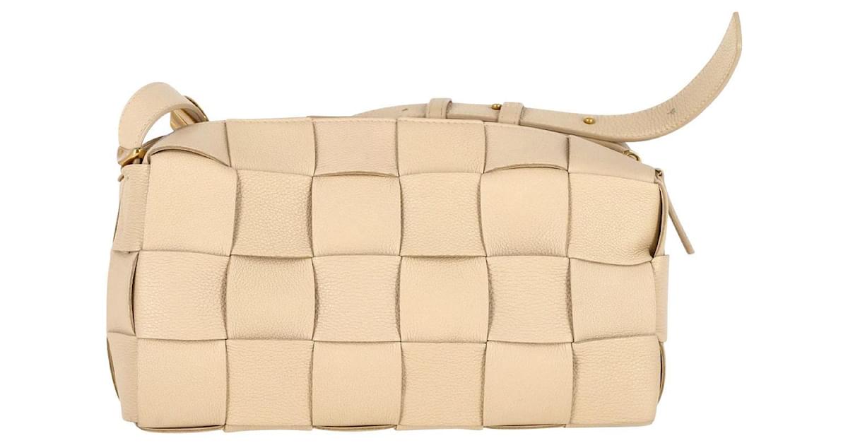 Handbags Bottega Veneta Bottega Veneta Cassette Shoulder Bag in Beige Lambskin Leather