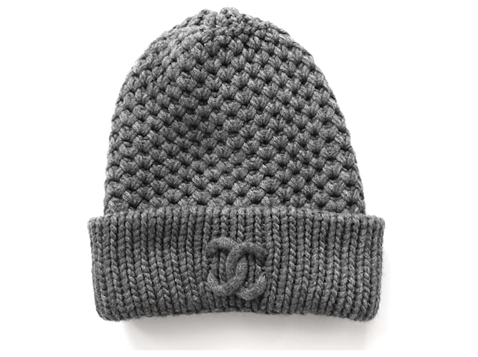 Chanel Archival CC Logo Chunky Grey Cashmere Beanie Hat ref