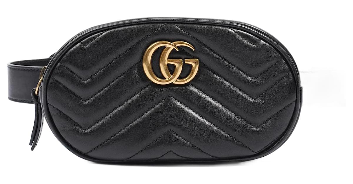 Bolsa Gucci pequena de couro matelassê - Cintos Julio Almeida