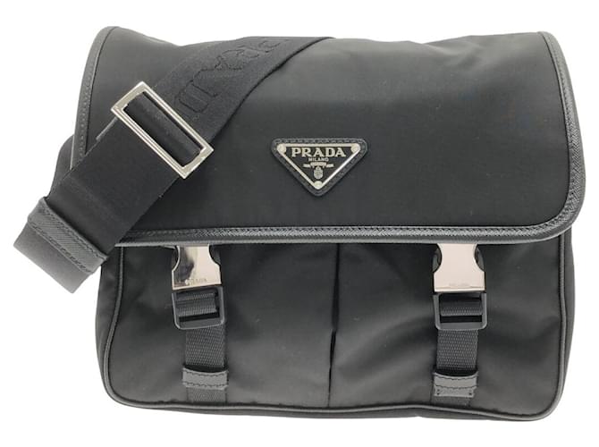 バッグ PRADA nylon messenger bag dark gray Prada - Re-Nylon messenger bag black - The Corner