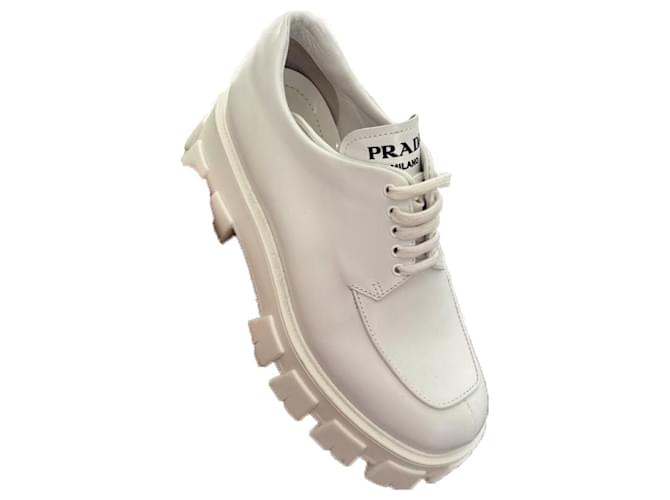 Prada Moonlith brushed leather lace-up shoes White ref