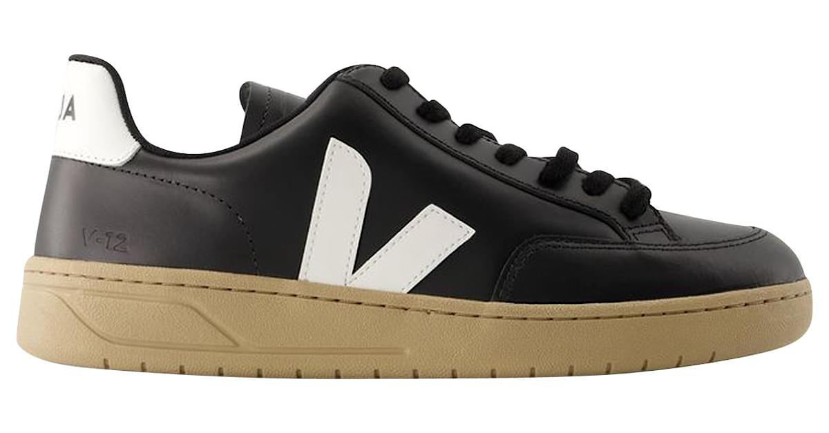 Veja cuir outlet noir