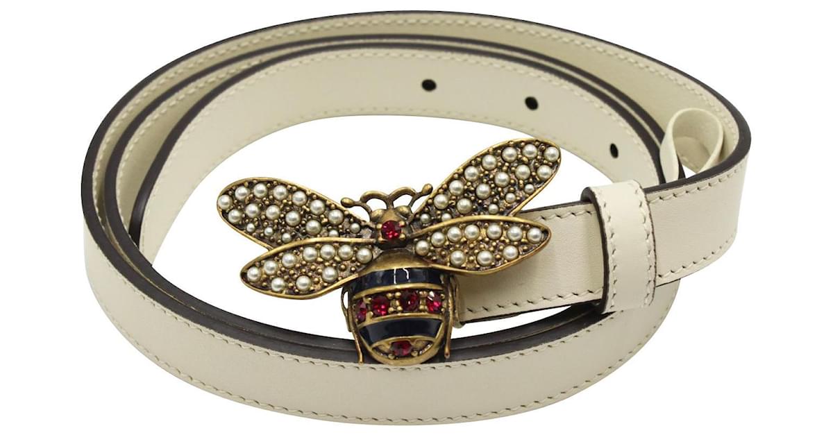 Queen margaret cheap leather belt