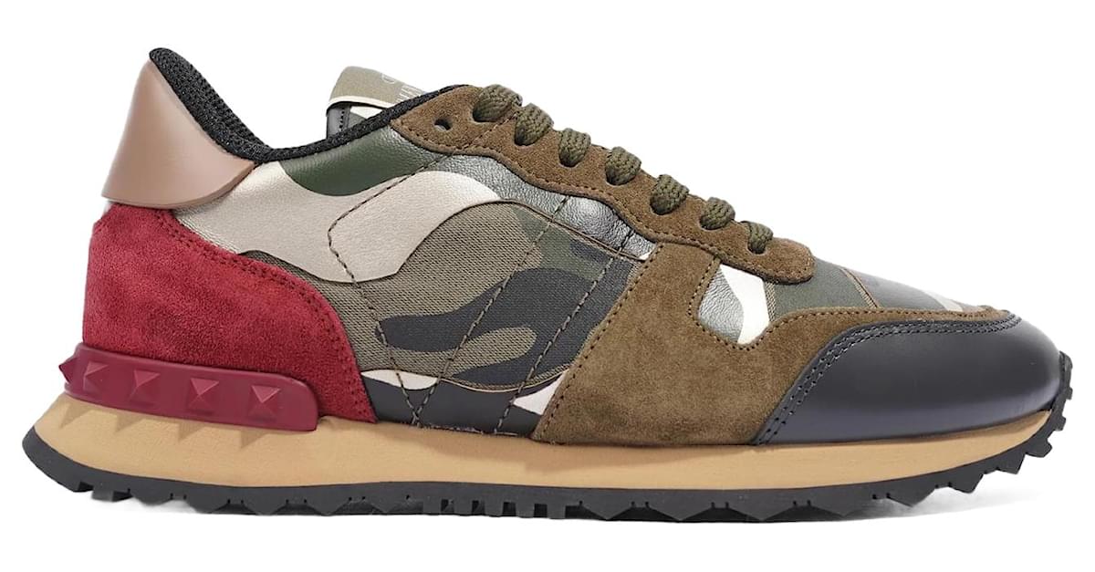 Valentino rockrunner pink deals khaki camo