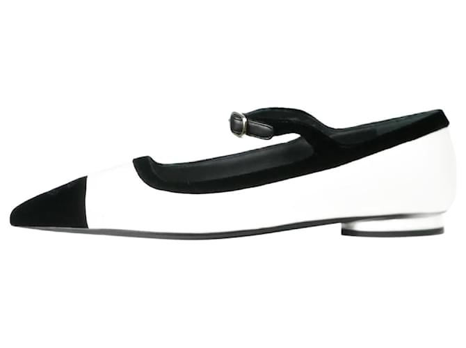 Chanel White Mary Jane flat shoes - size EU 37 Leather ref.1208881