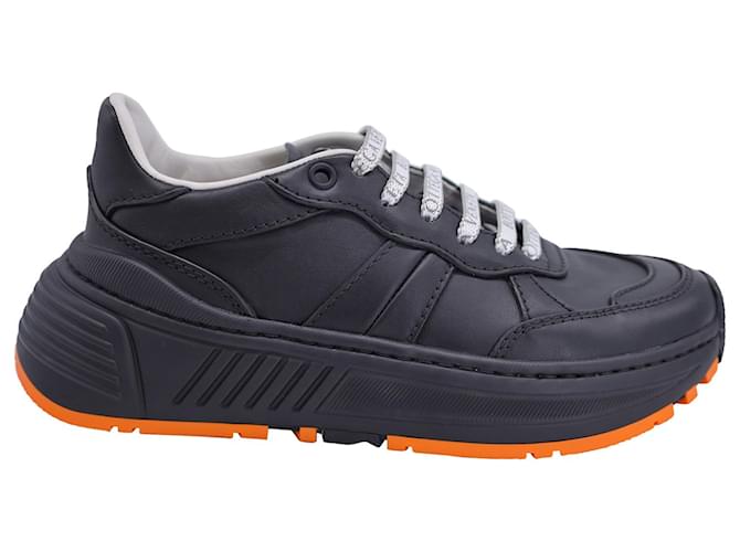 Bottega Veneta Speedster Low Top Lace Up Sneakers in Black