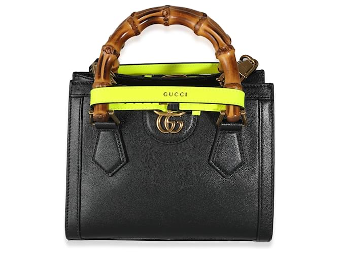 Gucci Borsa Mini Diana in pelle di vitello Wonka Nero Giallo Fluo