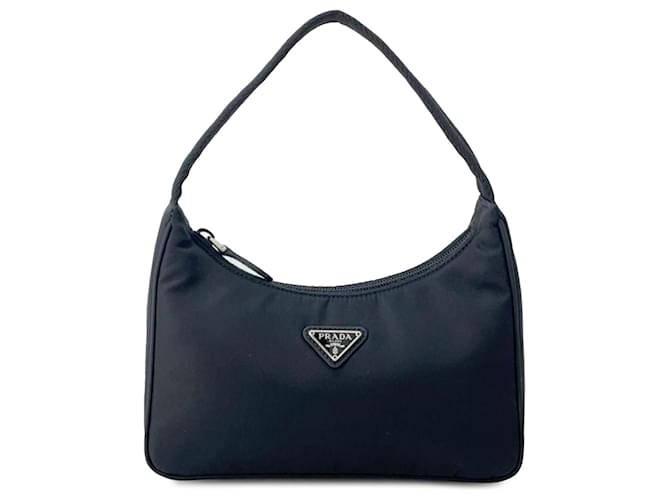 バッグ PRADA Re-Edition 2000 One shoulder bag 0400020574581_BLACK?wid=600&