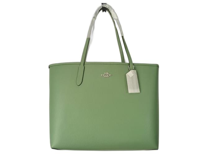 バッグ COACH Pastel Green Large Leather Tote Coach City Shopping Tote Bag Green Leather Light green ref.1377517