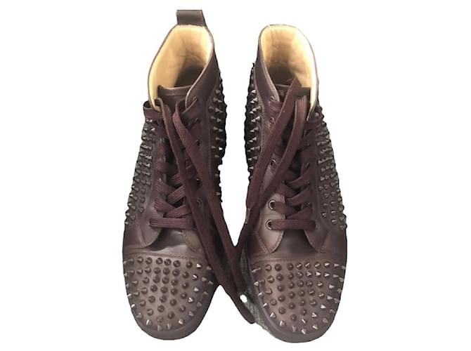 Christian Louboutin Stachel Braun Leder ref.1380929 - Joli Closet
