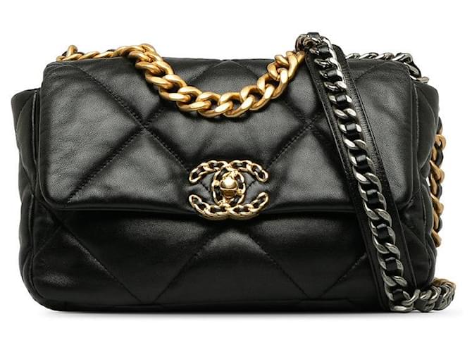 Vintage Chanel S 正規品 Chanel 19 Lambskin Shoulder Bag Black Leather ref.1405239 - Joli