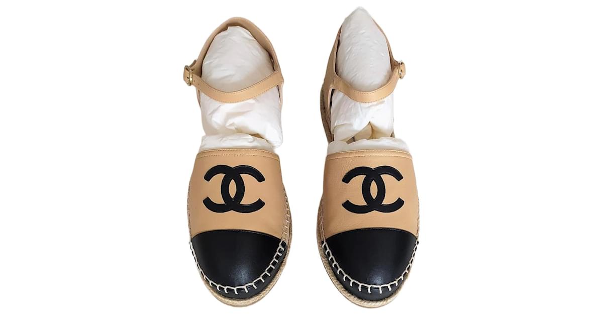 Chanel Espadrilles Beige Leder ref.1408587 Joli Closet