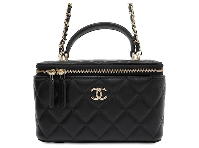 CHANELケース iphone16pro/16promax スマホ ケース シャネル チェーン 付き iphone15