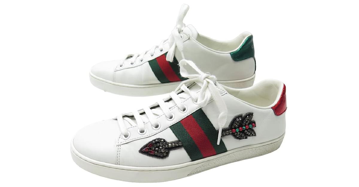 SCARPE GUCCI SNEAKERS ACE RICAMATE FRECCE 454551 39 SCARPE DA SNEAKERS IN PELLE Bianco ref.1413991 Joli Closet