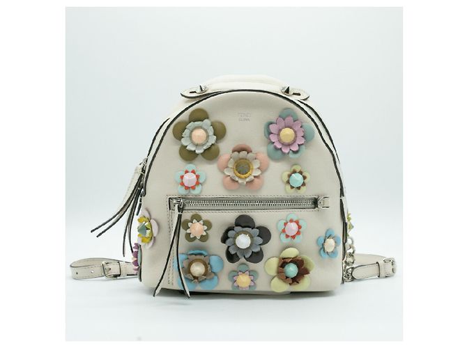 Flowerland Backpack Fendi Flower Backpack Clearance Fendi  display picture 2