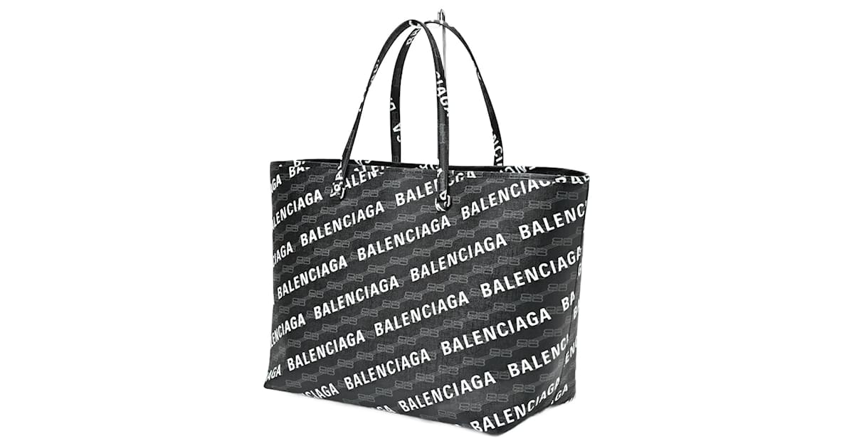 Balenciaga bayong online