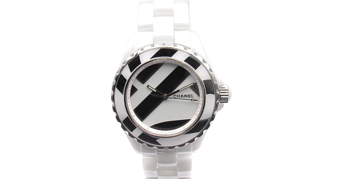 Chanel J12 Automatic Wristwatch H5582 White ref.1470761 Joli Closet