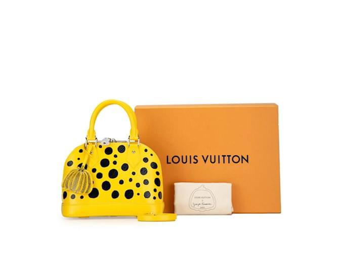 LOUIS VUITTON　希少エピ Louis Vuitton x Yayoi Kusama Twist PM Epi Dot Shoulder Bag