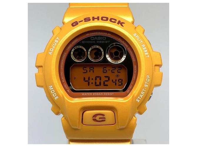 Autre Marque Casio G-Shock DW-6900SB-9 Wristwatch Yellow