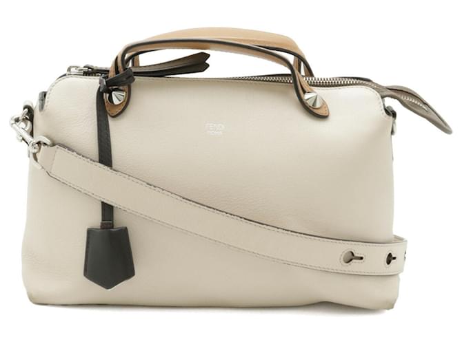 トートバッグ FENDI Sand Canvas Medium By The Way Handbag Fendi Medium Handbag By The Way Soft In Sand | ModeSens